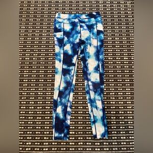 Layer 8 women’s small print leggings